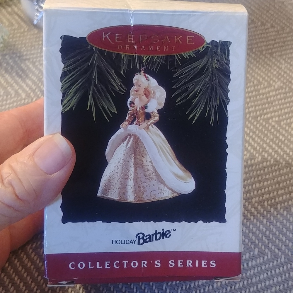 Vintage Holiday Barbie collectors Series 1-4 - Picture 4 of 10